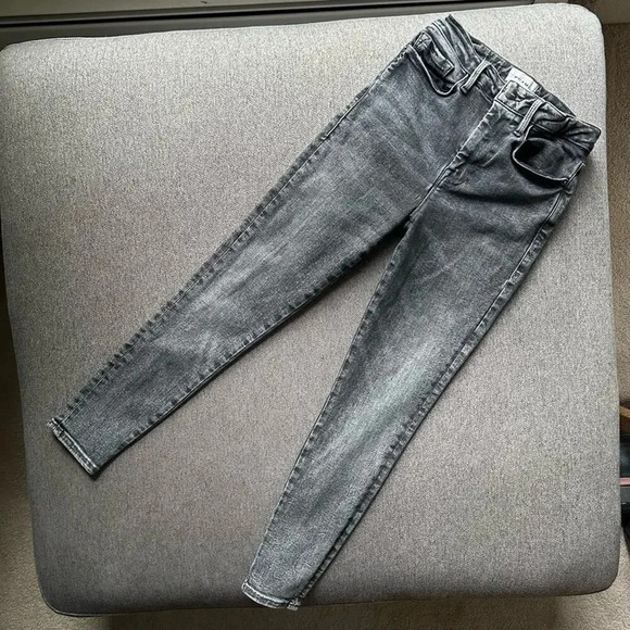 FRAME DENIM Distressed Le One Skinny Jeans Size 25 - Picture 2 of 6